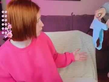 isisxoxx – webcam model profile photo Image 8