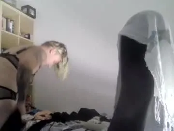 JenCampbell – webcam model profile photo Image 10