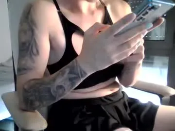 JenCampbell – webcam model profile photo Image 9