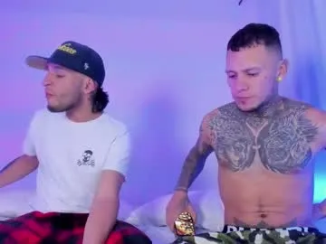 desilust – webcam model profile photo Image 8