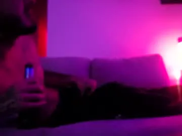 Live with MiaRosel on FliCam Image 3