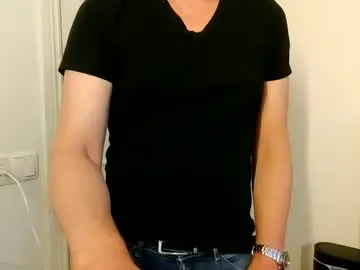 timytwinkboy – webcam model profile photo Image 9
