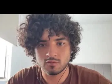 sky_hunter – webcam model profile photo Image 11