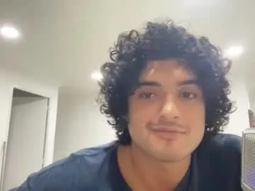 sky_hunter – webcam model profile photo Image 12