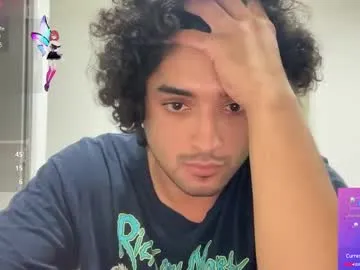 sky_hunter – webcam model profile photo Image 4