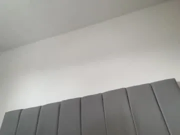 sky_hunter – webcam model profile photo Image 8