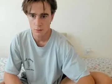 Mae_Rainz – webcam model profile photo Image 2