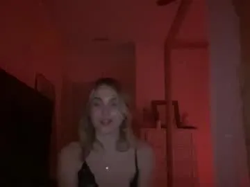 Live with bellaxrxx on FliCam