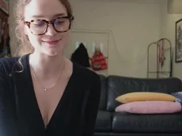 kate_Davis – webcam model profile photo Image 12