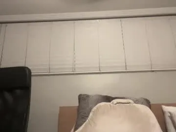 AmaiRin – webcam model profile photo Image 2