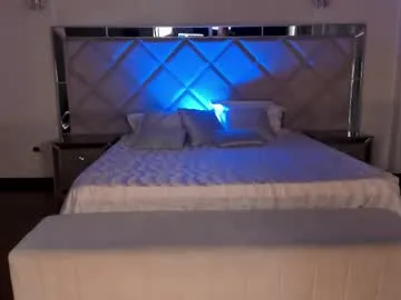 Maddythemilf – webcam model profile photo Image 3