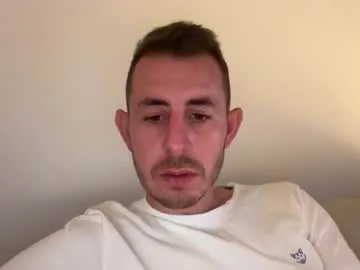 ed_hooligan – webcam model profile photo Image 10