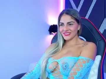 Live with Kiara_Elyon on FliCam Image 11