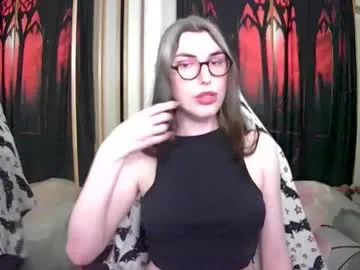 katrinewest – webcam model profile photo Image 9