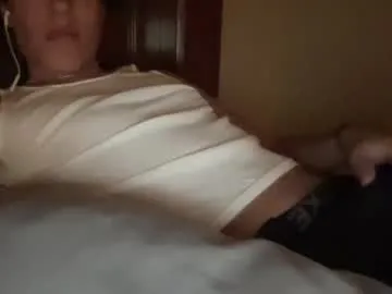 IrisWain – webcam model profile photo Image 14