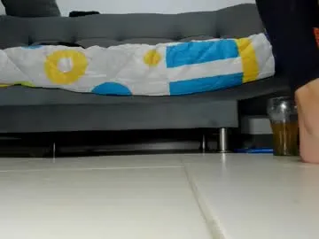 FitnessBunny – webcam model profile photo Image 14