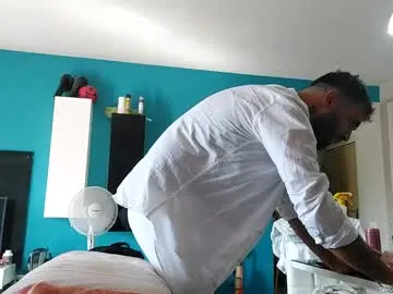 EmberRoseXXX – webcam model profile photo Image 2