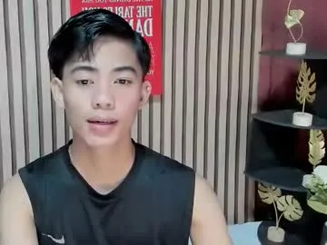 Donovan_Desmond – webcam model profile photo Image 18