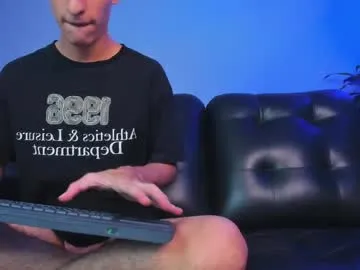 Donovan_Desmond – webcam model profile photo Image 17