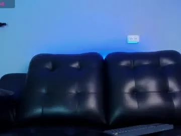 Donovan_Desmond – webcam model profile photo Image 7