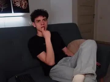 FIN_GAINS355 – webcam model profile photo Image 4