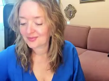 Reyna63 – webcam model profile photo Image 8