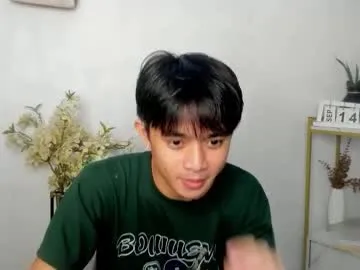 LucySkyvy – webcam model profile photo Image 10