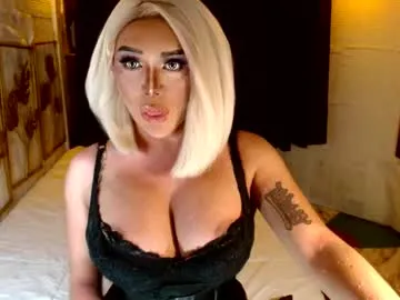 Issa_Lorens – webcam model profile photo Image 16