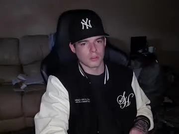 SharaBell – webcam model profile photo Image 12