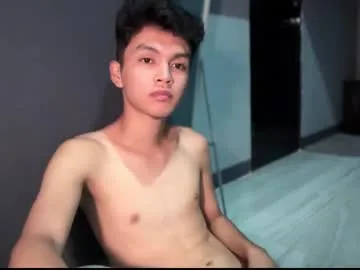 TopRebeca – webcam model profile photo Image 3