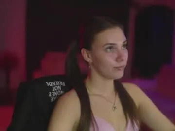 KeyriGonzalez – webcam model profile photo Image 18