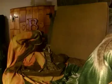 MhiaTaylor – webcam model profile photo Image 14