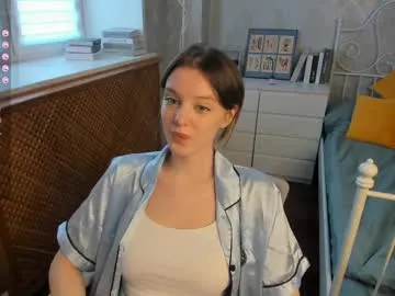 FitnessBunny – webcam model profile photo Image 7