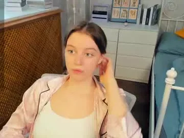 FitnessBunny – webcam model profile photo Image 9