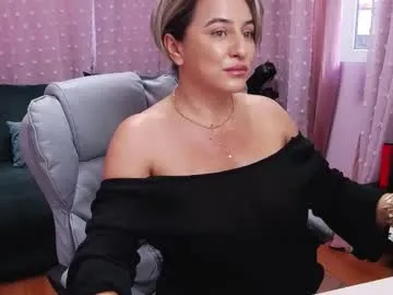 Queen_Dee_X – webcam model profile photo Image 15