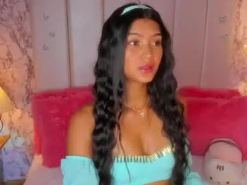 SandiSquirts – webcam model profile photo Image 3