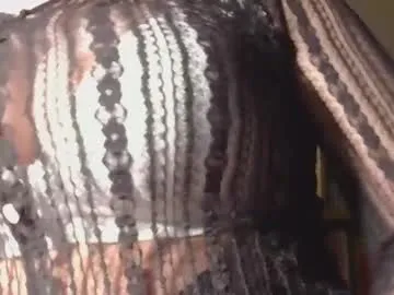 JenSmith – webcam model profile photo Image 3