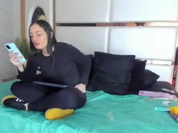 NaughtiestGal – webcam model profile photo Image 13