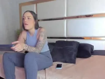 NaughtiestGal – webcam model profile photo Image 5