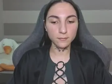 AvaHulww – webcam model profile photo Image 13