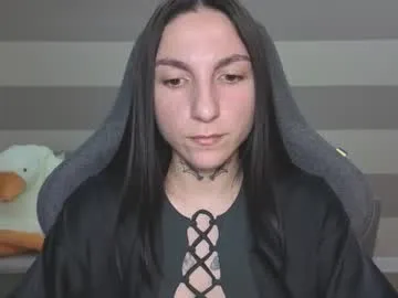 AvaHulww – webcam model profile photo Image 16