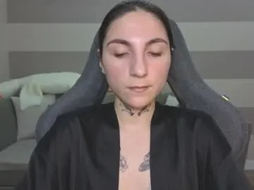 AvaHulww – webcam model profile photo Image 3