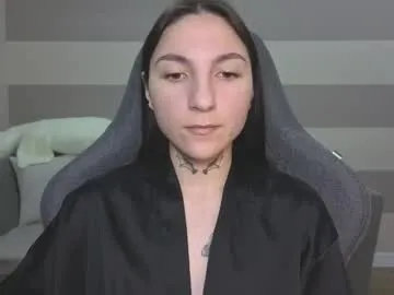 AvaHulww – webcam model profile photo Image 5