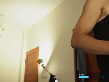 chan_pak – webcam model profile photo Image 6