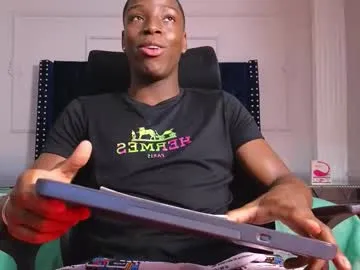 alanna_Micheles – webcam model profile photo Image 19