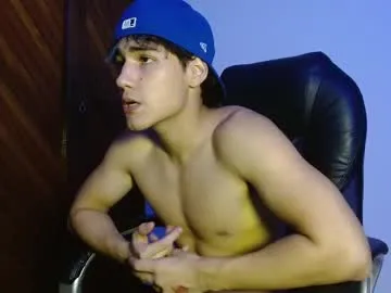 gavinnumbers – webcam model profile photo Image 14