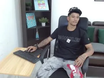 maximo_rodriguez – webcam model profile photo Image 8