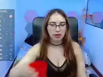 skarlleth_11 – webcam model profile photo Image 16