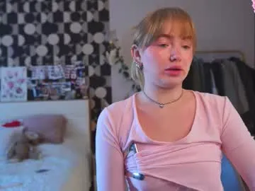 NaughtiestGal – webcam model profile photo Image 5