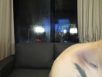 LindyVSAndy – webcam model profile photo Image 18